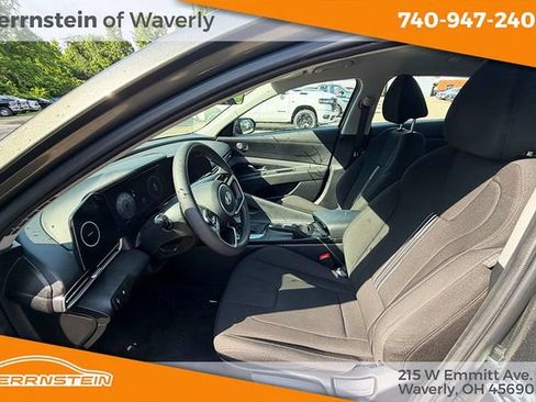 Used 2024 Hyundai Elantra SEL FWD image 19
