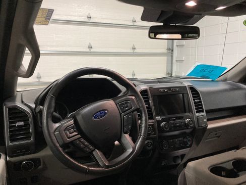 Used 2020 Ford F150 XLT w/ Equipment Group 302A Luxury image 22