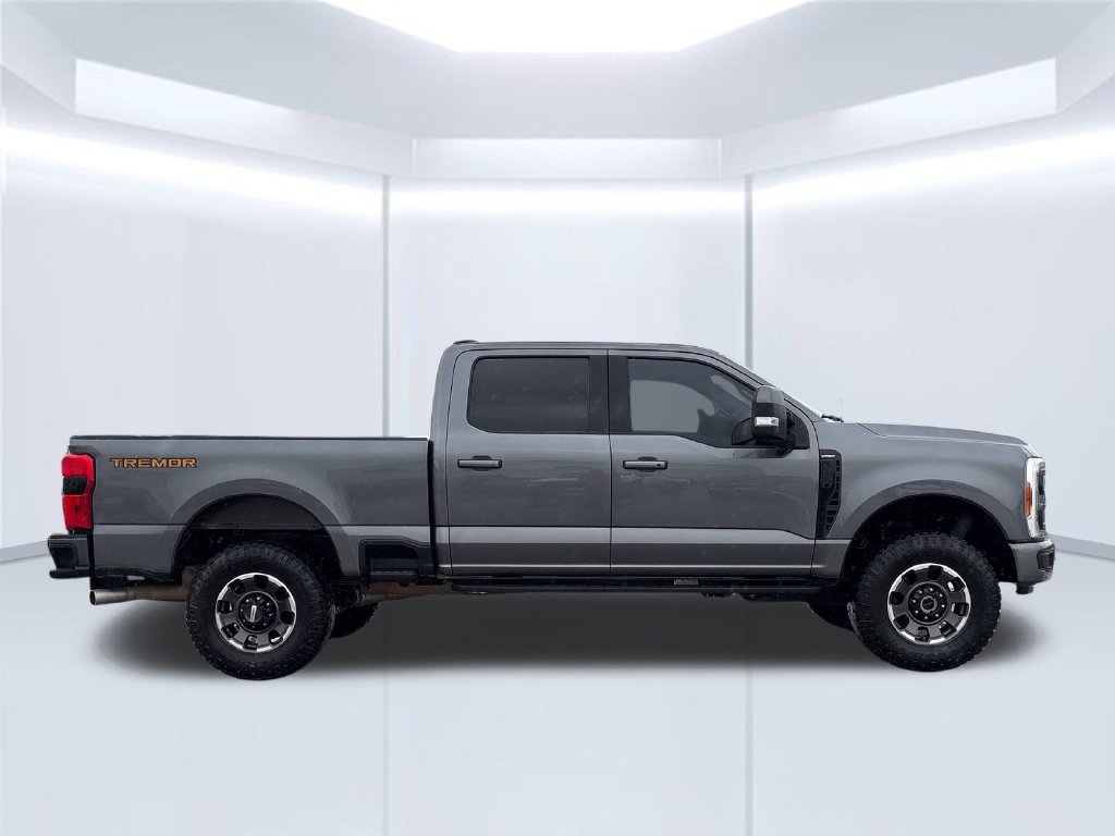 Used 2023 Ford F250 Lariat w/ Lariat Ultimate Package AWD/4WD image 9