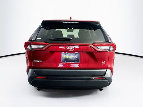 Used 2024 Toyota RAV4 LE image 7