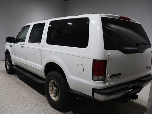 Used 2000 Ford Excursion XLT image 6