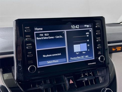 Used 2021 Toyota Corolla LE image 24