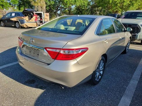 Used 2016 Toyota Camry XLE image 4