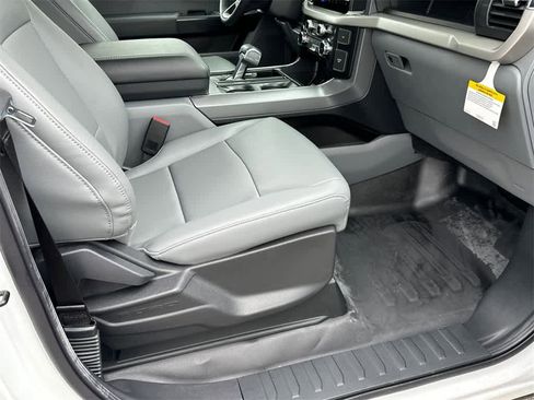 New 2023 Ford F150 Lightning Pro image 13