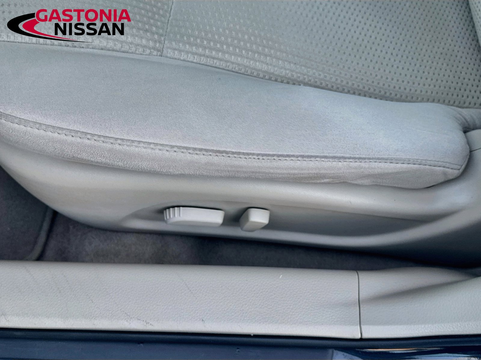 Used 2014 Nissan Altima 2.5 S w/ Sport Value Package FWD image 25