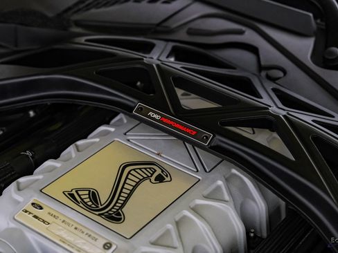 Used 2021 Ford Mustang Shelby GT500 w/ Carbon Fiber Track Pack image 72