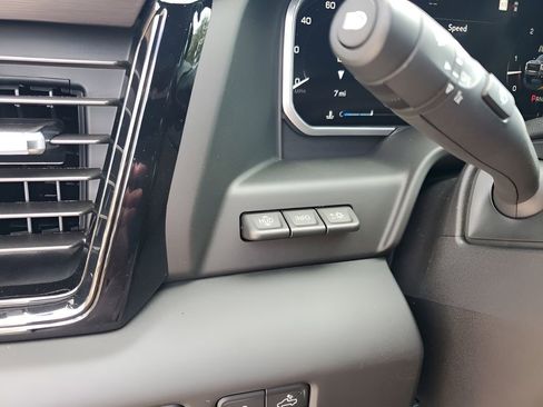 New 2026 GMC Sierra 2500 AT4 w/ AT4 Premium Plus Package image 32