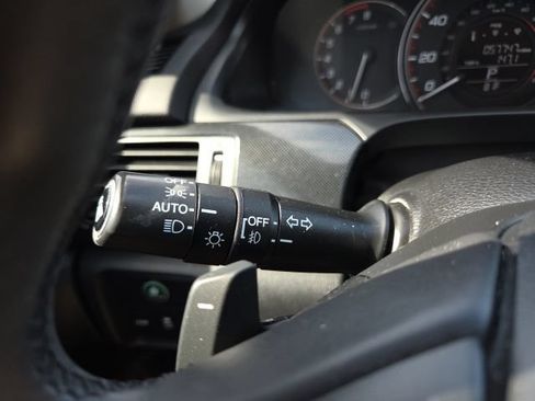 Used 2014 Honda Accord EX-L image 31
