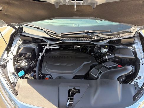 Used 2024 Honda Odyssey EX-L image 21