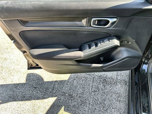 Used 2025 Honda Civic Sport image 21