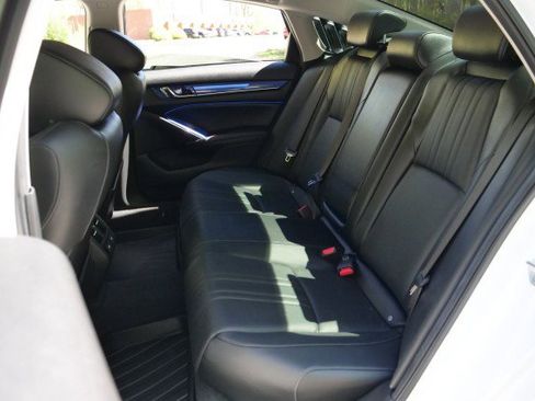 Used 2021 Honda Accord EX-L image 31