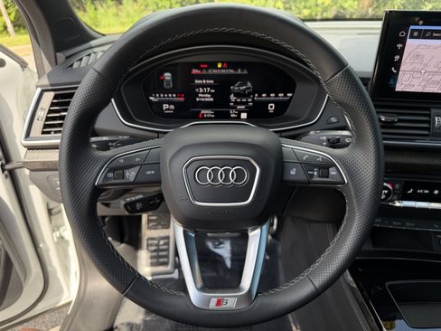 Used 2024 Audi SQ5 Premium Plus AWD/4WD image 34