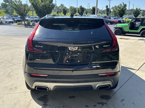 Used 2020 Cadillac XT4 Premium Luxury AWD/4WD image 8