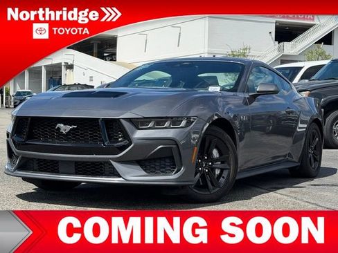Used 2024 Ford Mustang GT RWD image 2