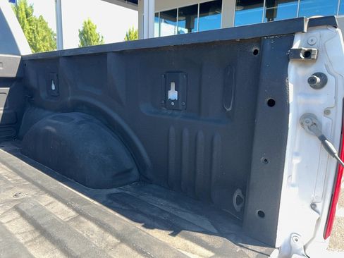 Used 2018 Ford F150 XLT w/ Equipment Group 301A Mid AWD/4WD image 18