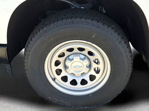 New 2025 Chevrolet Silverado 1500 W/T w/ Trailering Package AWD/4WD image 9