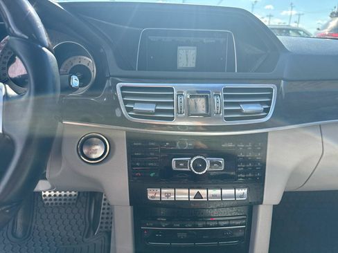 Used 2014 Mercedes-Benz E 350 Sedan image 19