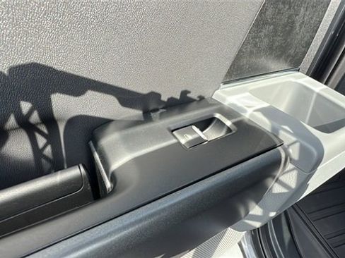 New 2025 Ford F250 XLT w/ Black Appearance Package image 15