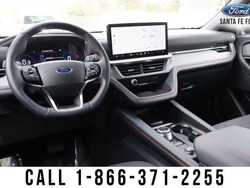 Used 2025 Ford Explorer ST-Line image 18