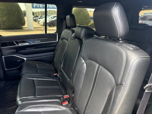 Used 2022 Jeep Wagoneer Series II RWD image 10