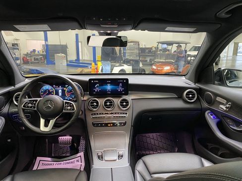 Used 2021 Mercedes-Benz GLC 300 4MATIC image 24