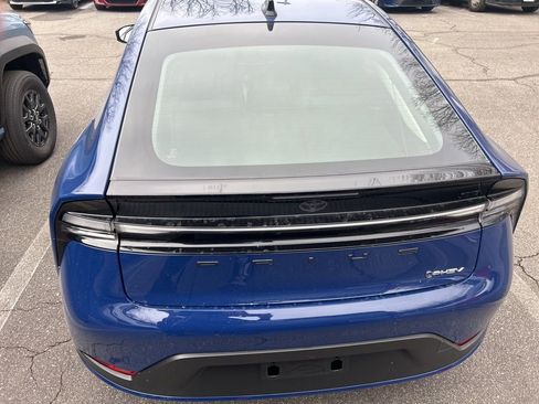 New 2026 Toyota Prius SE image 14