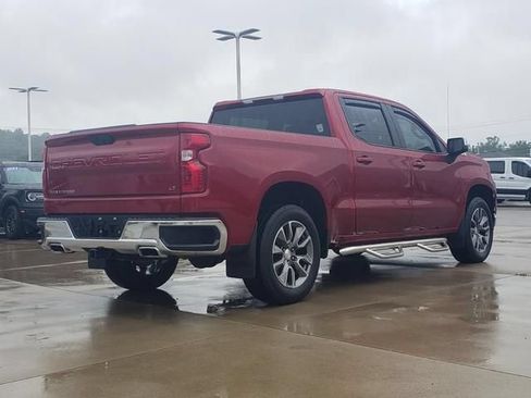 Used 2021 Chevrolet Silverado 1500 LT w/ Z71 Off-Road Package AWD/4WD image 4