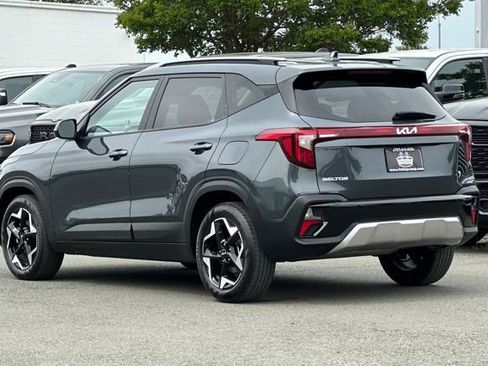 Used 2025 Kia Seltos S image 6