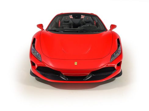 Used 2022 Ferrari F8 Tributo RWD image 9