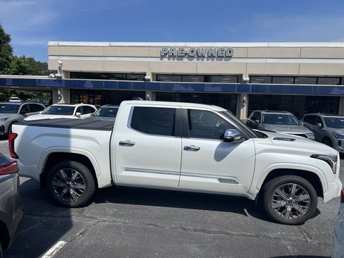Used 2024 Toyota Tundra Capstone AWD/4WD image 6