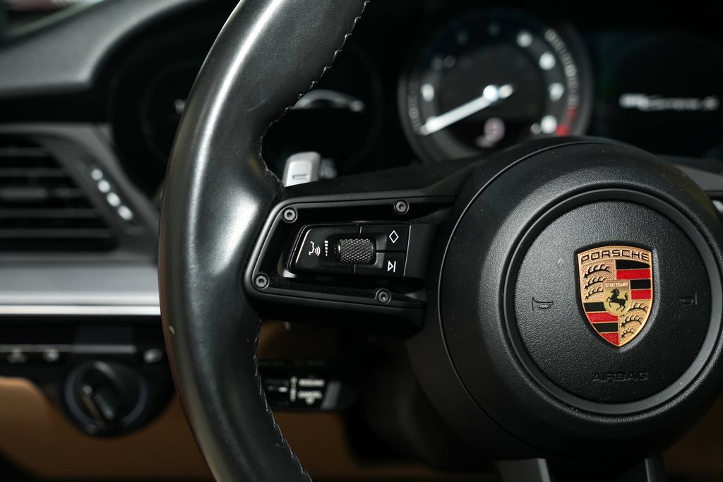 Used 2020 Porsche 911 Carrera S RWD image 39