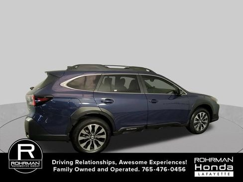 Used 2025 Subaru Outback Limited w/ Popular Package #2 AWD/4WD image 9