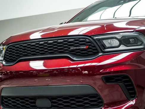 Used 2024 Dodge Durango GT AWD/4WD image 2
