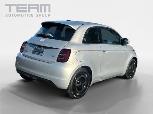 New 2025 FIAT 500 e FWD image 7