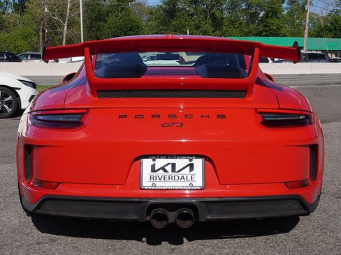 Used 2018 Porsche 911 GT3 RWD image 8