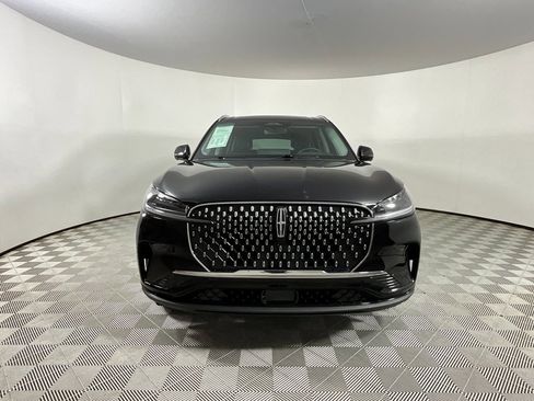 Used 2025 Lincoln Aviator Reserve image 7