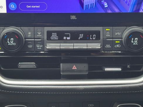 Used 2025 Toyota Grand Highlander AWD Hybrid image 4