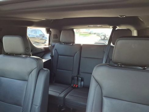 Used 2021 Chevrolet Tahoe Z71 w/ Z71 Signature Package image 20