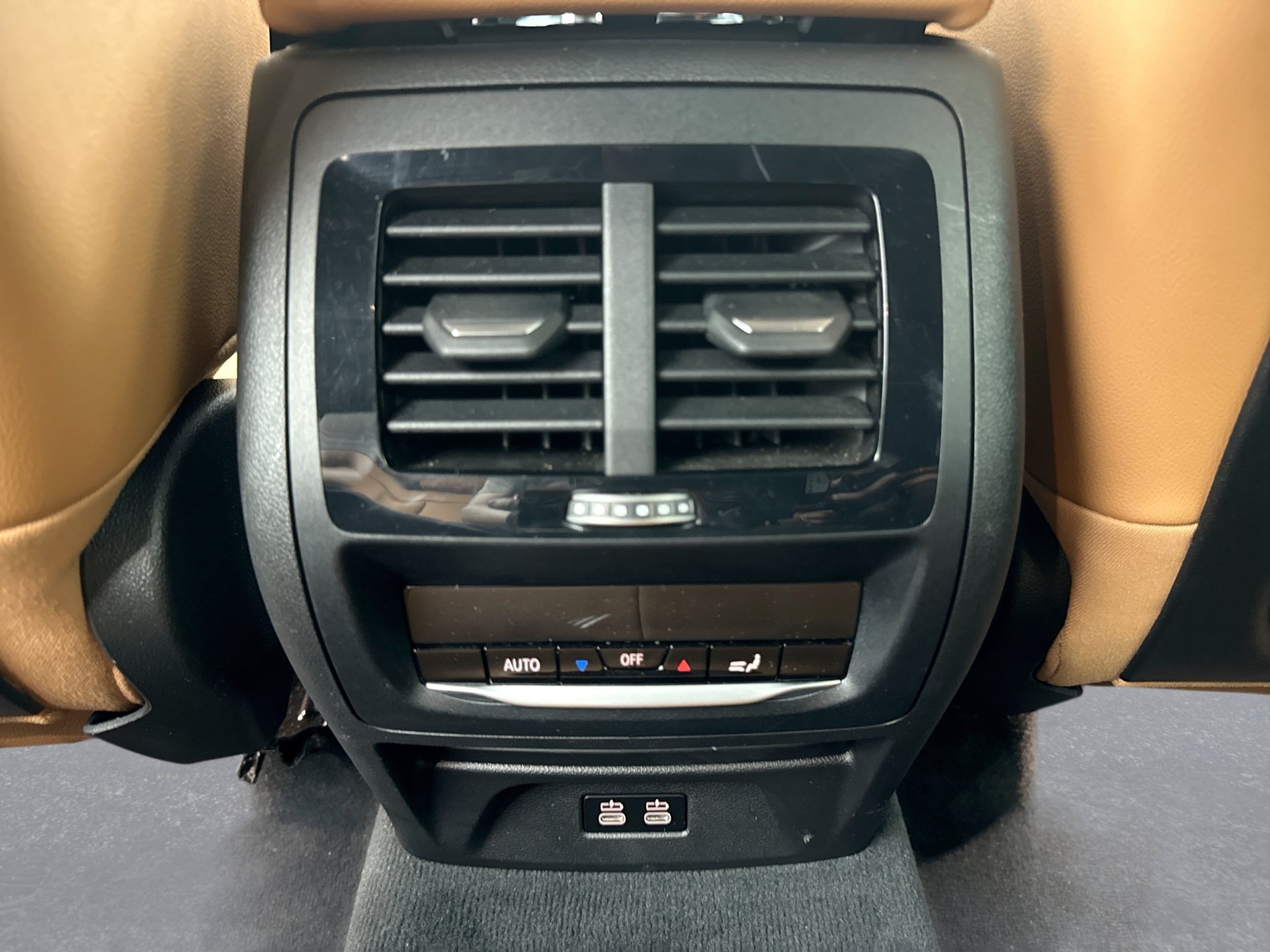 Used 2024 BMW X3 xDrive30i w/ Premium Package AWD/4WD image 21
