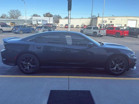 Used 2019 Dodge Charger GT image 6