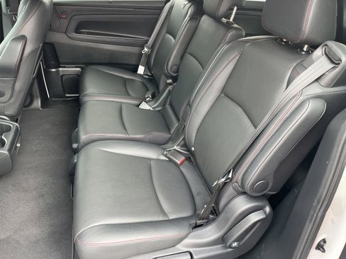 Used 2023 Honda Odyssey Sport image 28