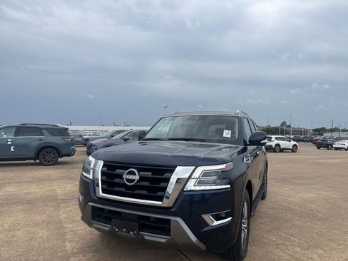 Certified 2024 Nissan Armada SL image 6