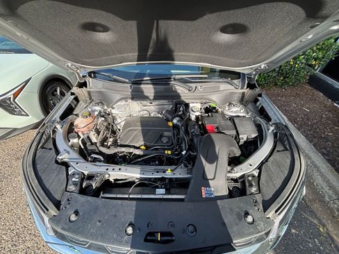 Used 2025 Chevrolet Trax LT image 31