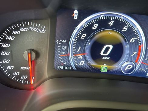 Used 2015 Chevrolet Corvette Z06 w/ 3LZ Preferred Equipment Group image 41