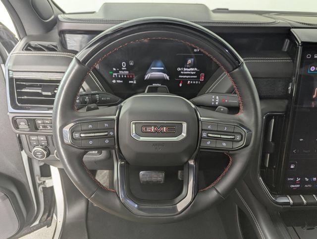 Used 2026 GMC Yukon AT4 Ultimate AWD/4WD image 13