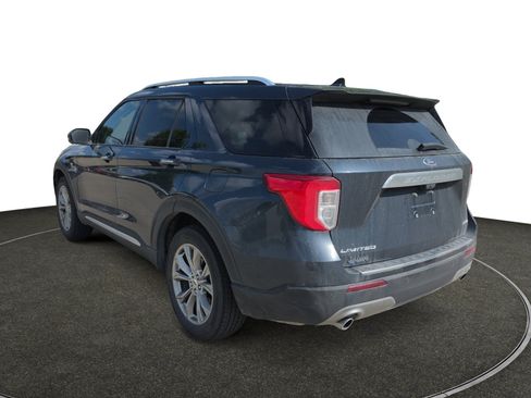 Used 2022 Ford Explorer Limited w/ Equipment Group 301A AWD/4WD image 3