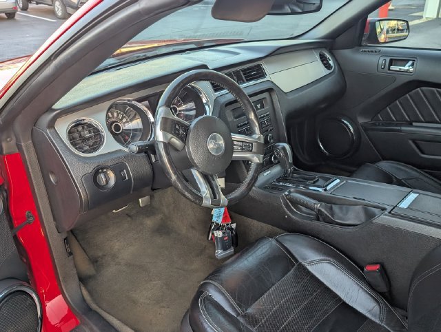 Used 2014 Ford Mustang Premium w/ Equipment Group 201A RWD image 9