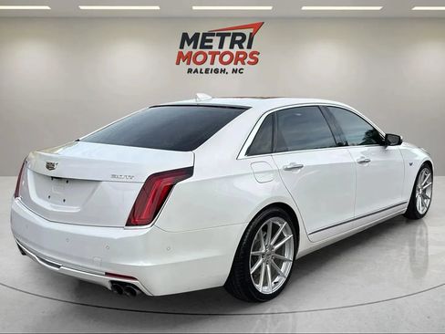 Used 2017 Cadillac CT6 Platinum image 3