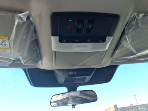 New 2025 Nissan Pathfinder SV image 24