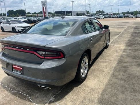 Used 2023 Dodge Charger SXT RWD image 4